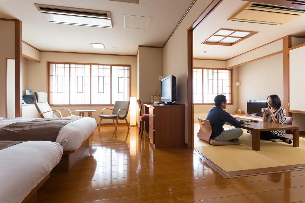 Hotel Taisetsu Onsen&Canyon Resort Камикава Екстериор снимка